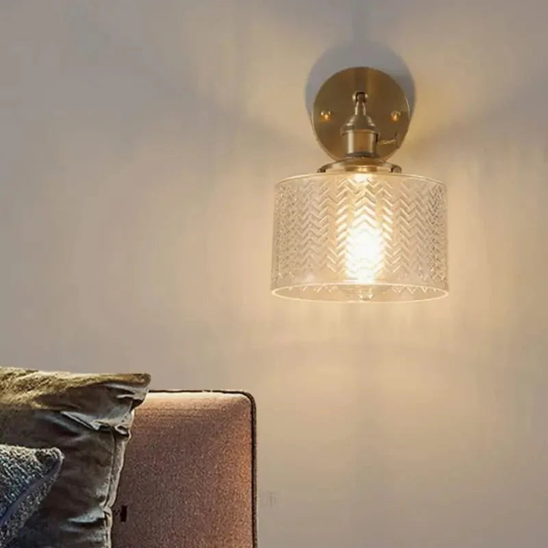 Arandela de Parede Dourada Clássica Metal e Vidro