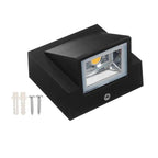 Luminária Área Externa Preta em Alumínio 5W